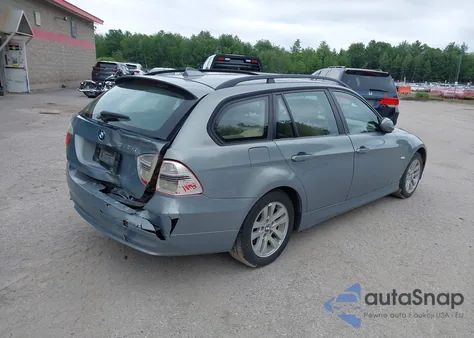 2007 BMW 328Xi z USA, uszkodzony, nr VIN WBAVT73547FZ35877